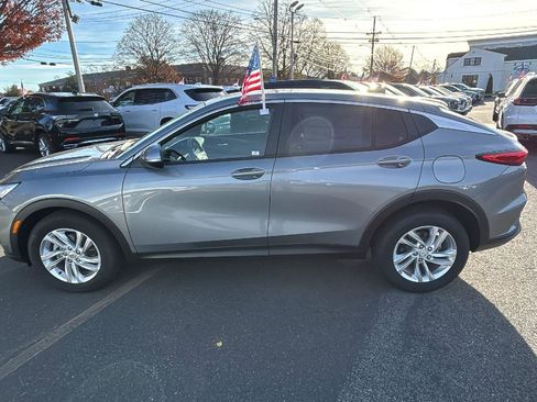 New 2025 Buick Envista Preferred w/ Convenience II Package image 4