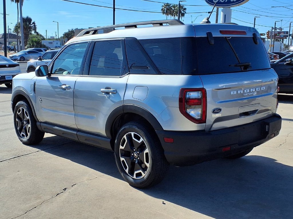 Used 2023 Ford Bronco Sport Outer Banks w/ Tech Package AWD/4WD image 6