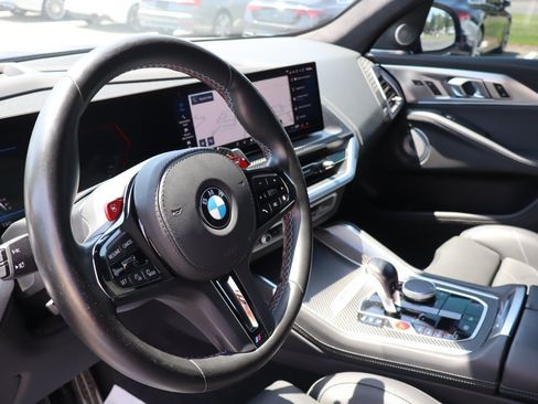 Used 2024 BMW XM AWD/4WD image 10