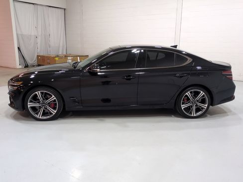 Certified 2025 Genesis G70 3.3T Advanced AWD/4WD image 6