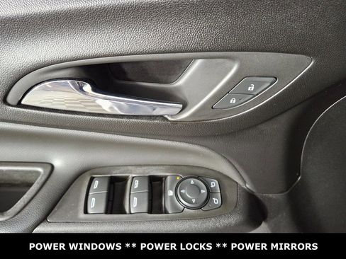 Used 2022 Chevrolet Equinox LT image 20