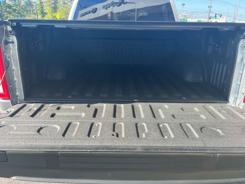 Used 2021 Ford F150 Lariat image 11