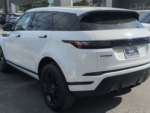 Used 2024 Land Rover Range Rover Evoque S image 3