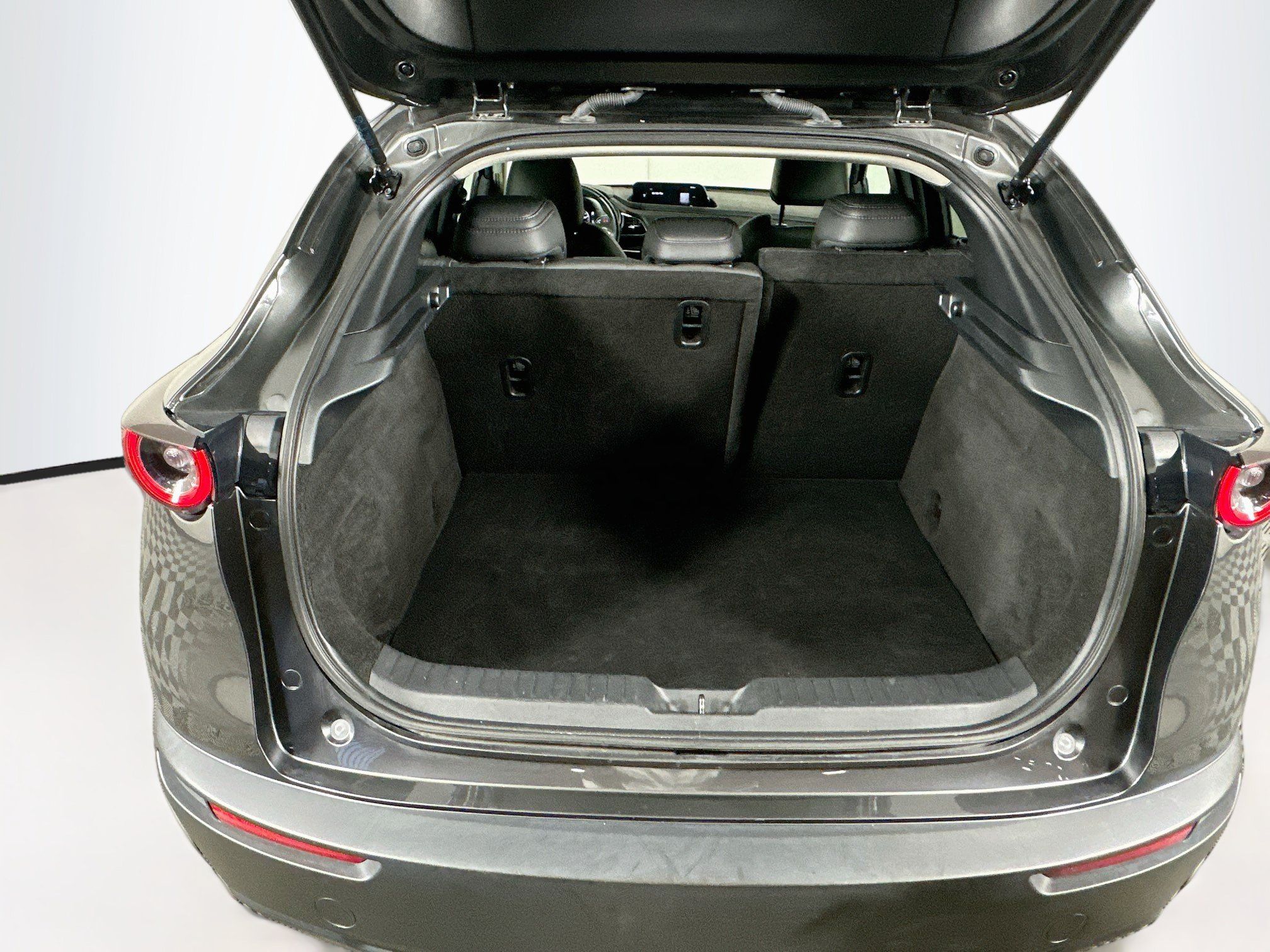 Used 2025 MAZDA CX-30 AWD 2.5 S w/ Preferred Package image 28
