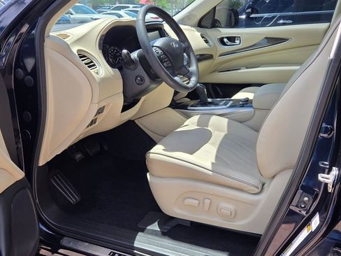 Used 2020 INFINITI QX60 Luxe w/ Essential Package FWD image 13