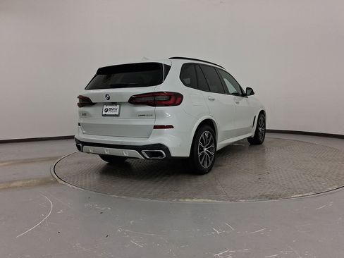 Used 2021 BMW X5 xDrive45e w/ M Sport Package image 9