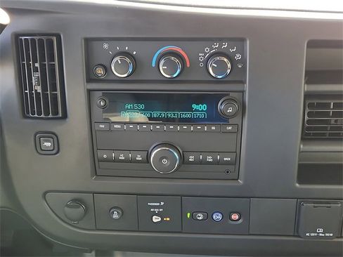 New 2025 GMC Savana 2500 w/ Driver Convenience Package image 27