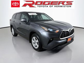 Certified 2025 Toyota Highlander LE AWD/4WD video 1
