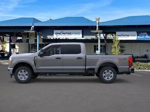 New 2026 Ford F250 XLT w/ FX4 Off-Road Package image 3