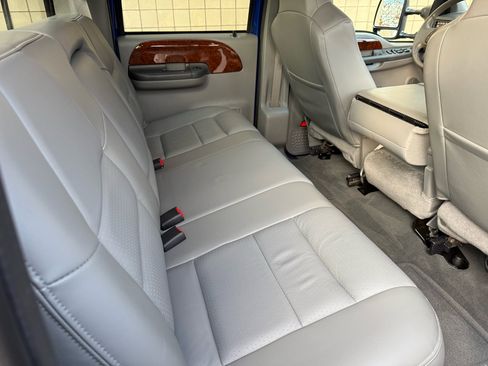 Used 2003 Ford F250 Lariat image 68