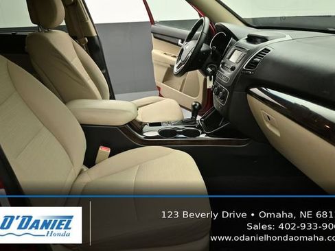 Used 2014 Kia Sorento LX FWD image 40