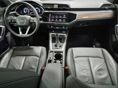 Certified 2025 Audi Q3 2.0T Premium w/ Convenience Package AWD/4WD image 13
