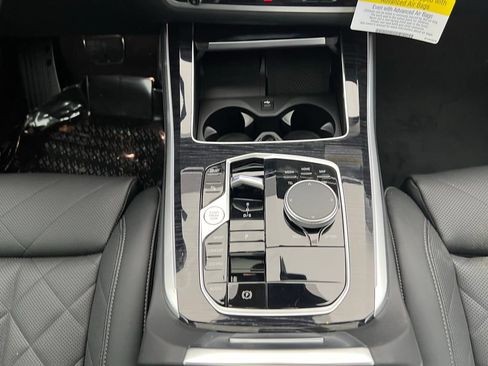 Used 2026 BMW X5 sDrive40i w/ M Sport Package RWD image 12