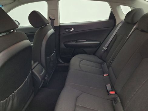 Used 2017 Kia Optima LX image 18