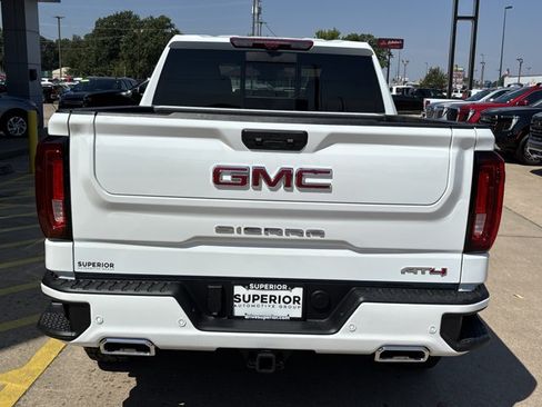 New 2026 GMC Sierra 1500 AT4 w/ AT4 Premium Package AWD/4WD image 4