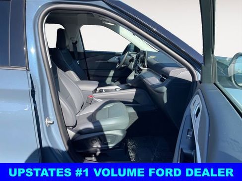 New 2025 Ford Explorer Active w/ Active Comfort Package image 15