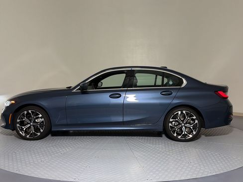 Used 2026 BMW 330i Sedan RWD image 2