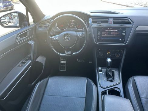 Used 2021 Volkswagen Tiguan SE R-Line image 9