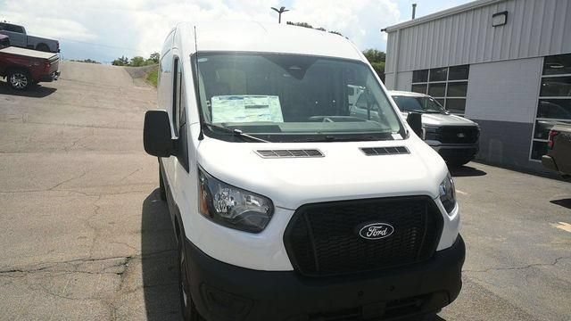 New 2026 Ford Transit 250 148 Medium Roof RWD image 3