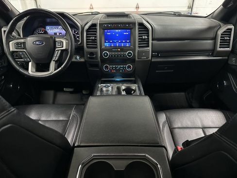 Used 2021 Ford Expedition XLT image 24