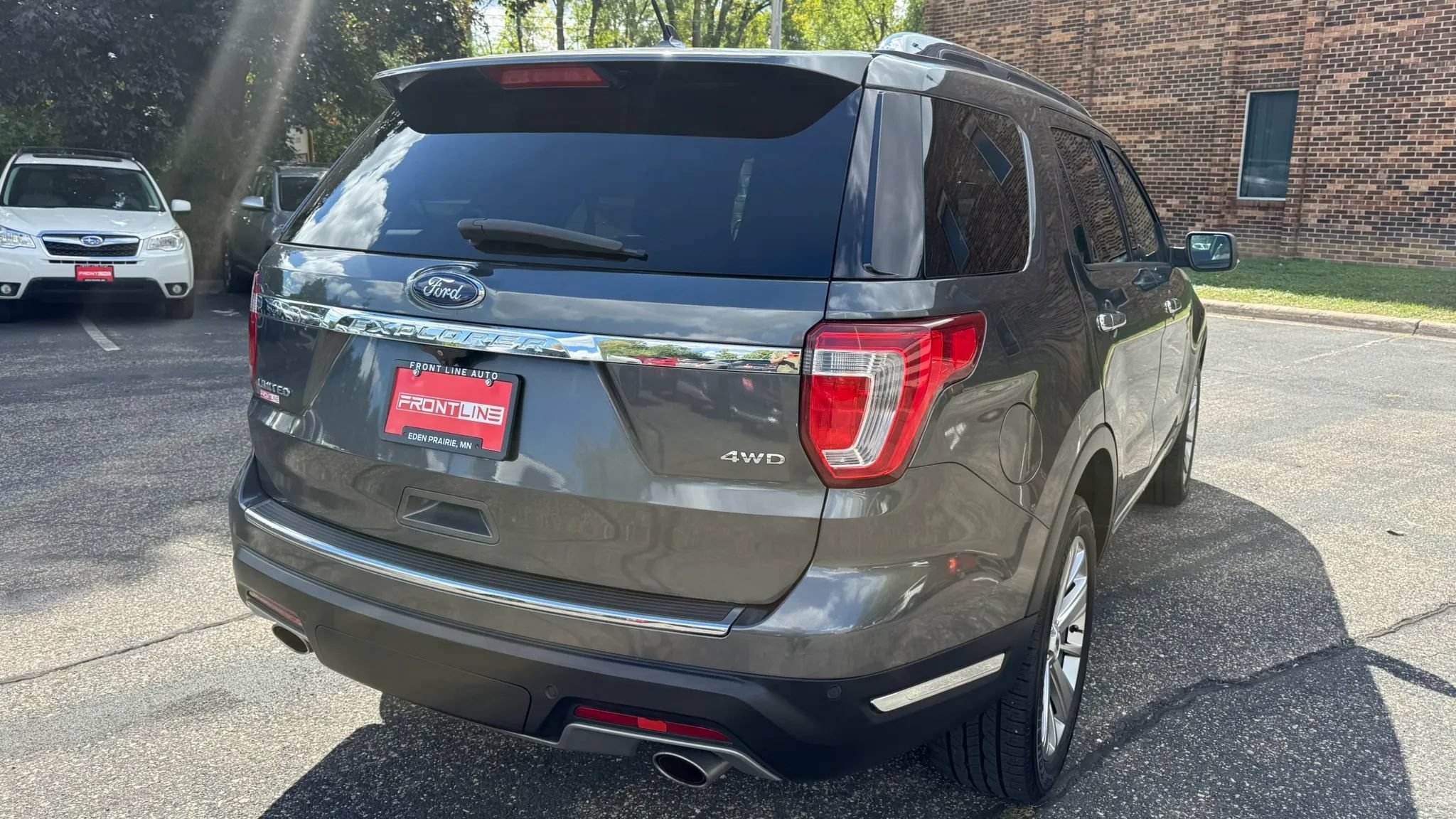 Used 2019 Ford Explorer Limited w/ Class III Trailer Tow Package AWD/4WD image 10