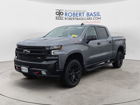 Used 2022 Chevrolet Silverado 1500 LT Trail Boss w/ Convenience Package II image 1