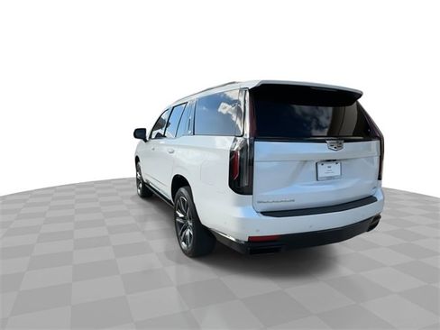 Certified 2022 Cadillac Escalade Sport Platinum image 11