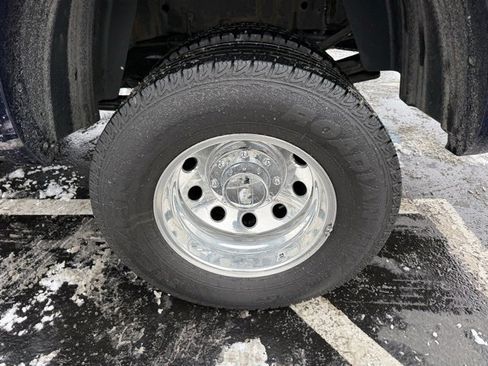 Used 2014 RAM 3500 Laramie image 5