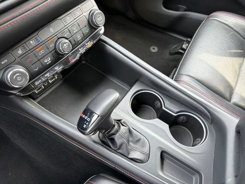 Used 2024 Dodge Durango GT AWD/4WD image 19