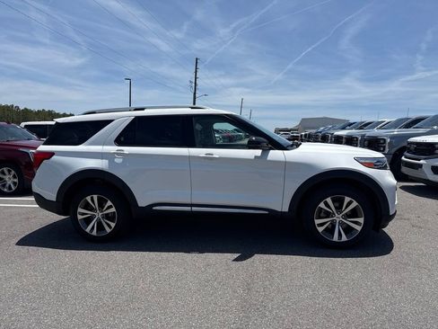 Used 2020 Ford Explorer Platinum w/ Premium Technology Package AWD/4WD image 1