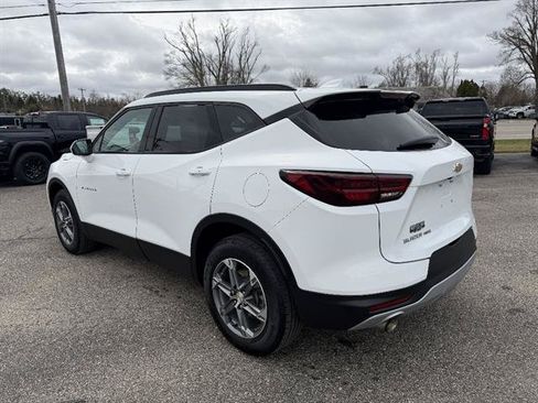 Used 2023 Chevrolet Blazer LT w/ Convenience Package AWD/4WD image 6