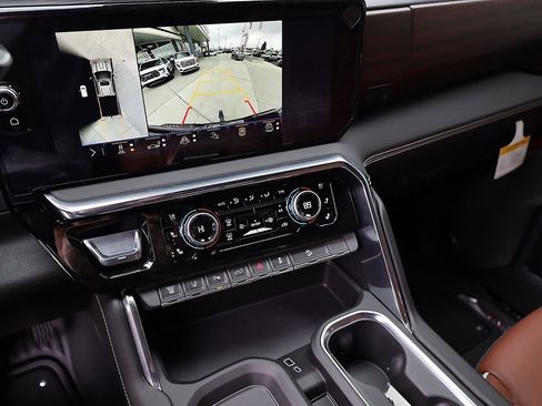 Used 2026 GMC Sierra 3500 Denali Ultimate image 15