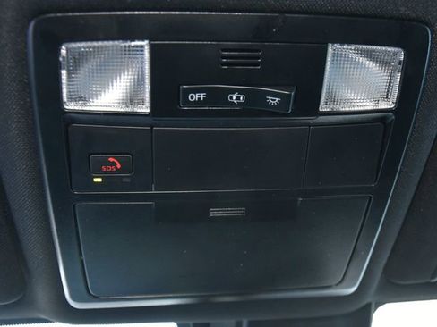 Used 2022 Toyota Tacoma TRD Sport image 29