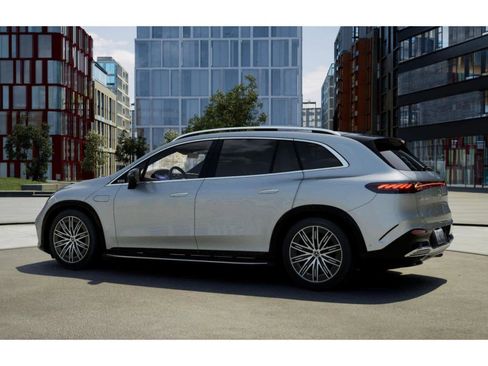 New 2026 Mercedes-Benz EQS 400 4MATIC SUV image 29
