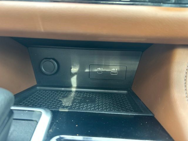 Used 2024 Nissan Pathfinder Platinum w/ Cargo Package AWD/4WD image 26