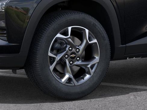 New 2026 Chevrolet Trax LT w/ Sunroof Package image 9