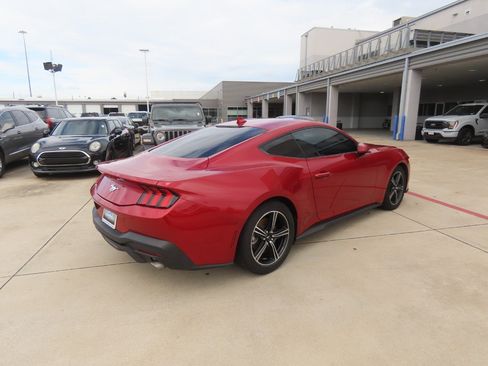 Certified 2024 Ford Mustang Coupe RWD image 11