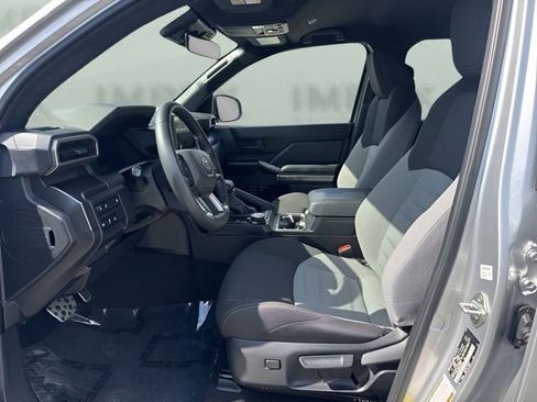 Used 2025 Toyota 4Runner TRD Sport image 9