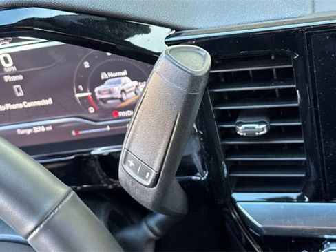 Used 2025 GMC Sierra 1500 Elevation image 20