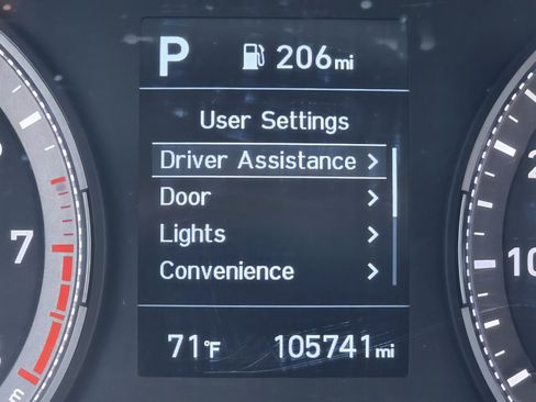 Used 2021 Hyundai Venue SE image 11