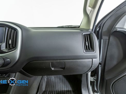 Used 2022 Chevrolet Colorado ZR2 image 39