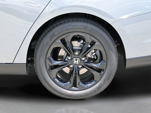 New 2025 Honda Accord SE image 34