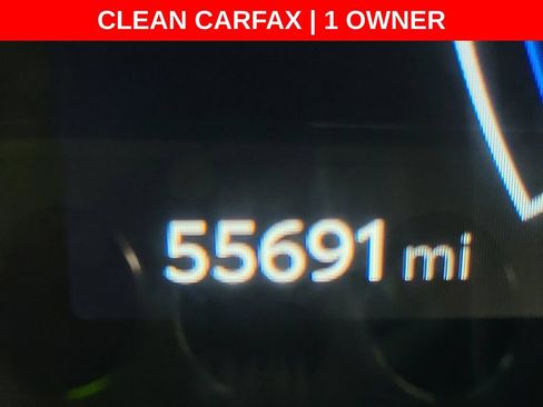 Used 2025 Toyota Camry SE FWD image 4