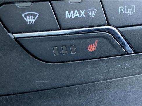 Used 2016 Ford Edge SEL w/ Equipment Group 201A image 34