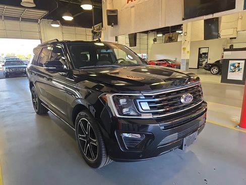 Used 2019 Ford Expedition Limited w/ Equipment Group 303A RWD image 5