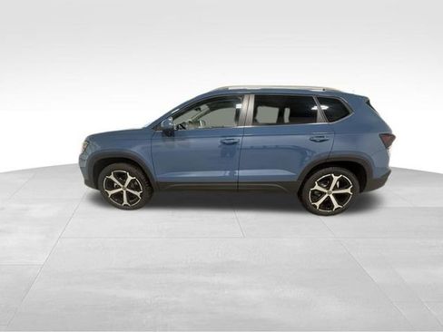 New 2026 Volkswagen Taos SEL AWD/4WD image 2