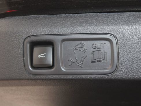 Used 2023 Ford Expedition Max Limited AWD/4WD image 14