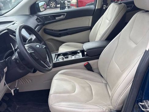 Used 2020 Ford Edge Titanium w/ Equipment Group 301A AWD/4WD image 4
