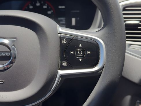 Used 2019 Volvo XC90 T5 Momentum FWD image 22