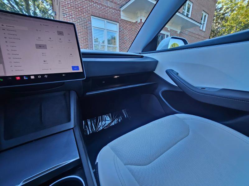 Used 2025 Tesla Model 3 Long Range RWD image 55